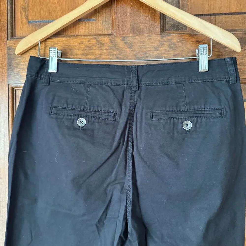 Bandolino Black Capris Size 12